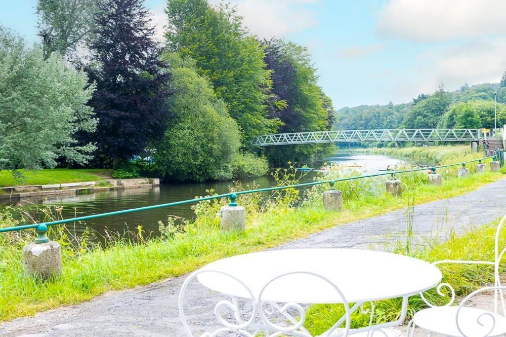 Les Berges De L'Oust Apartment Malestroit Luaran gambar
